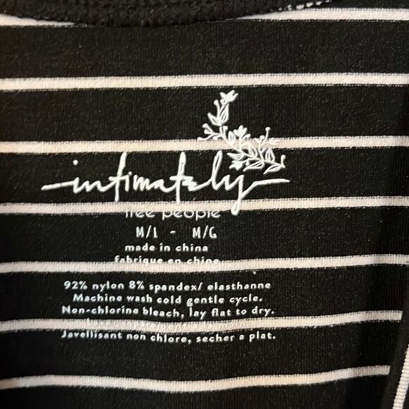 Free People Black White Striped Muscle Tank M/L - Picture 4 of 4